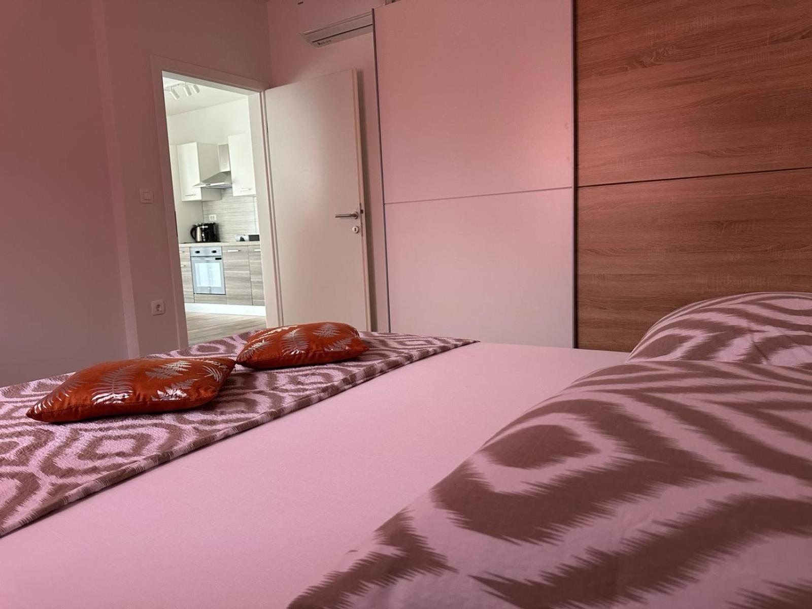 Apartments Harmony Hills Pula Exterior foto